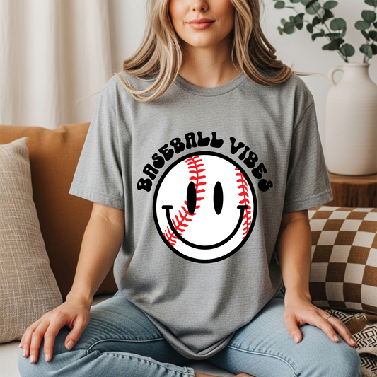 Baseball Vibes Smiley Tee – Cute Game Day Baseball Shirt