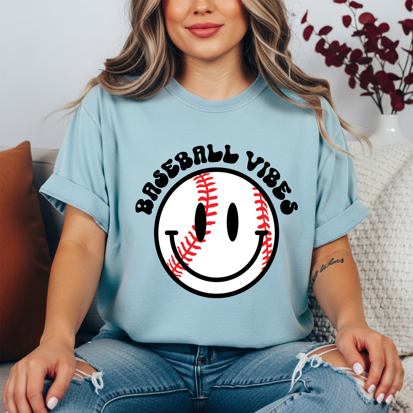 Baseball Vibes Smiley Tee – Cute Game Day Baseball Shirt