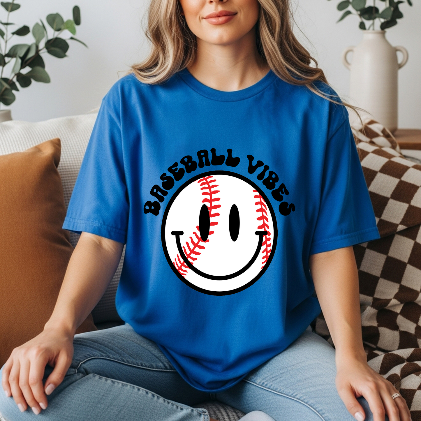 Baseball Vibes Smiley Tee – Cute Game Day Baseball Shirt